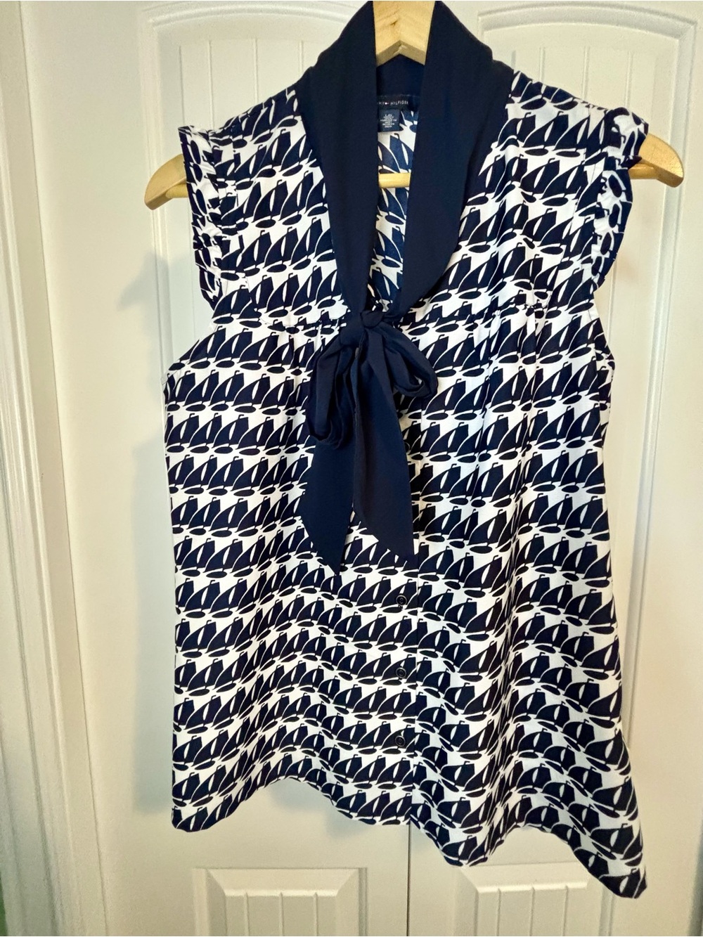 Tommy Hilfiger Yatch Club Ruffle Sleeve Top | Size Large